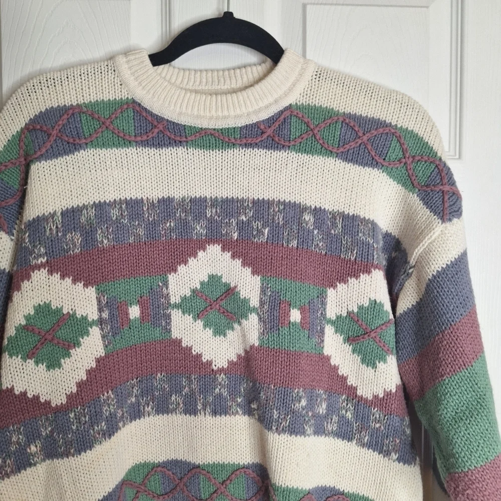 Vintage Sweater 417 Chunky Van Heusen Knit Geometric Aztec Nordic Size Medium